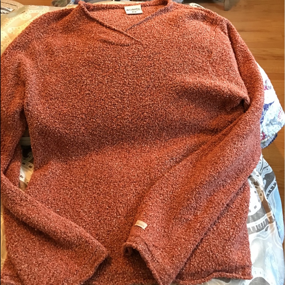Columbia sweater